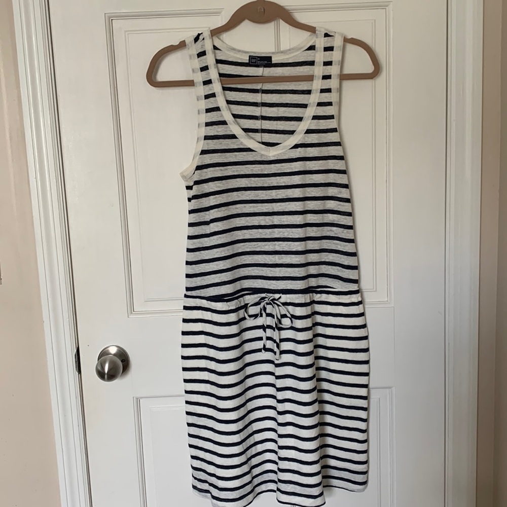 Gap summer navy blue and white stripe summer dress